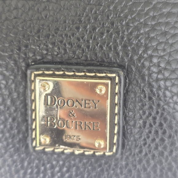 Dooney & Bourke Black Pebble Grain Crossbody Shoulder Bag Black Pockets - Picture 5 of 16